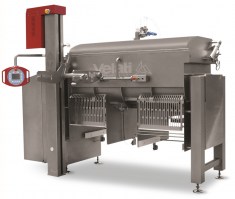 Mixers with unloading by hatches